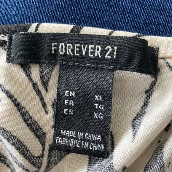 Forever 21 summer top duo - Picture 10 of 11